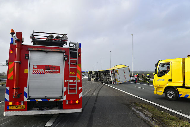 2022/37/20220218-15u39 GB 001 Stormschade A9 hm 39 afslag Haarlem-Zuid.jpg